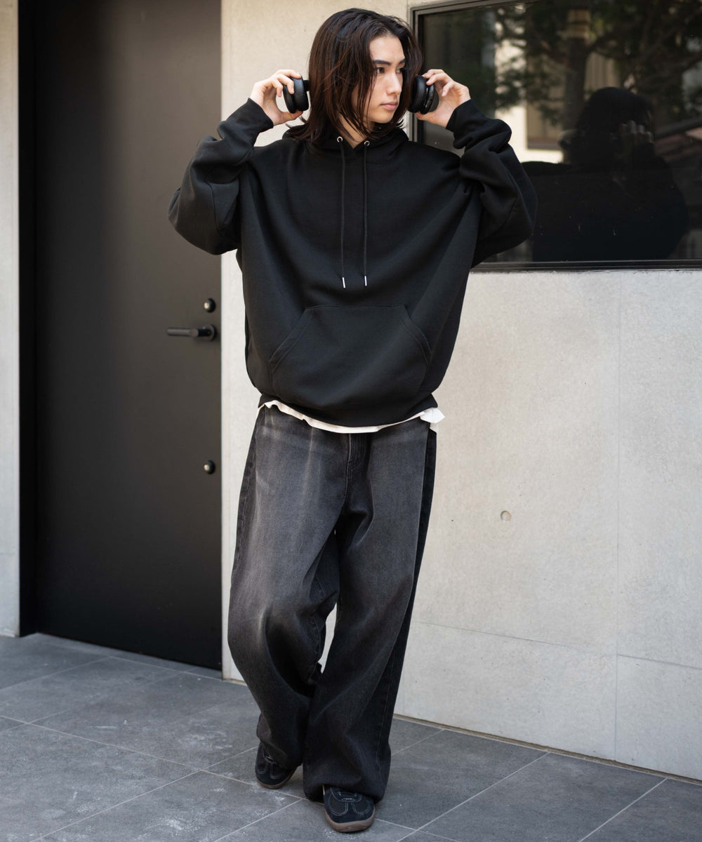 ブラック モデル：175cm L着用