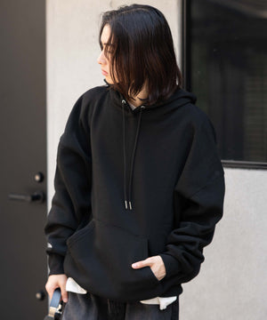 ブラック モデル：175cm L着用