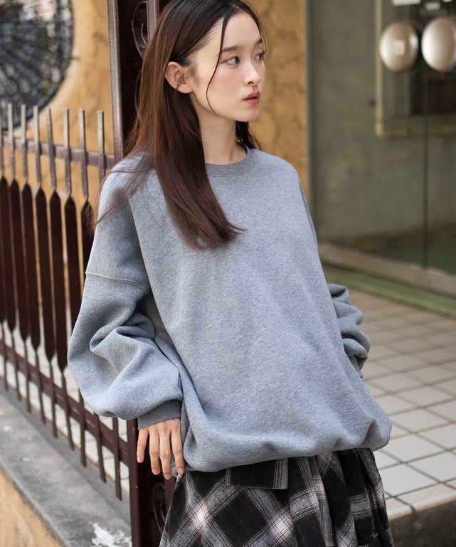 グレーソノタ　モデル：163cm M着用