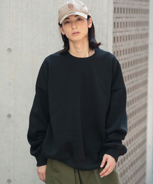 ブラック モデル：175cm L着用