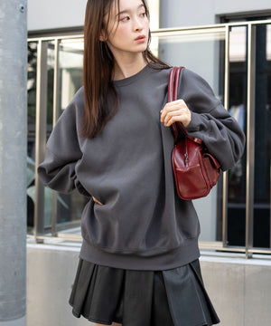 スミクロ　モデル：163cm M着用