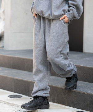 グレーソノタ モデル：175cm L着用