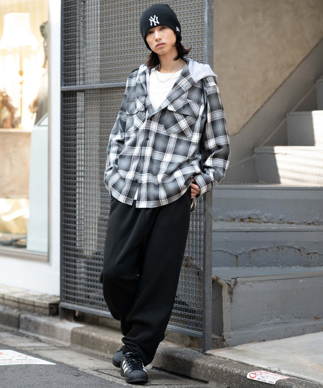 ブラック モデル：175cm L着用