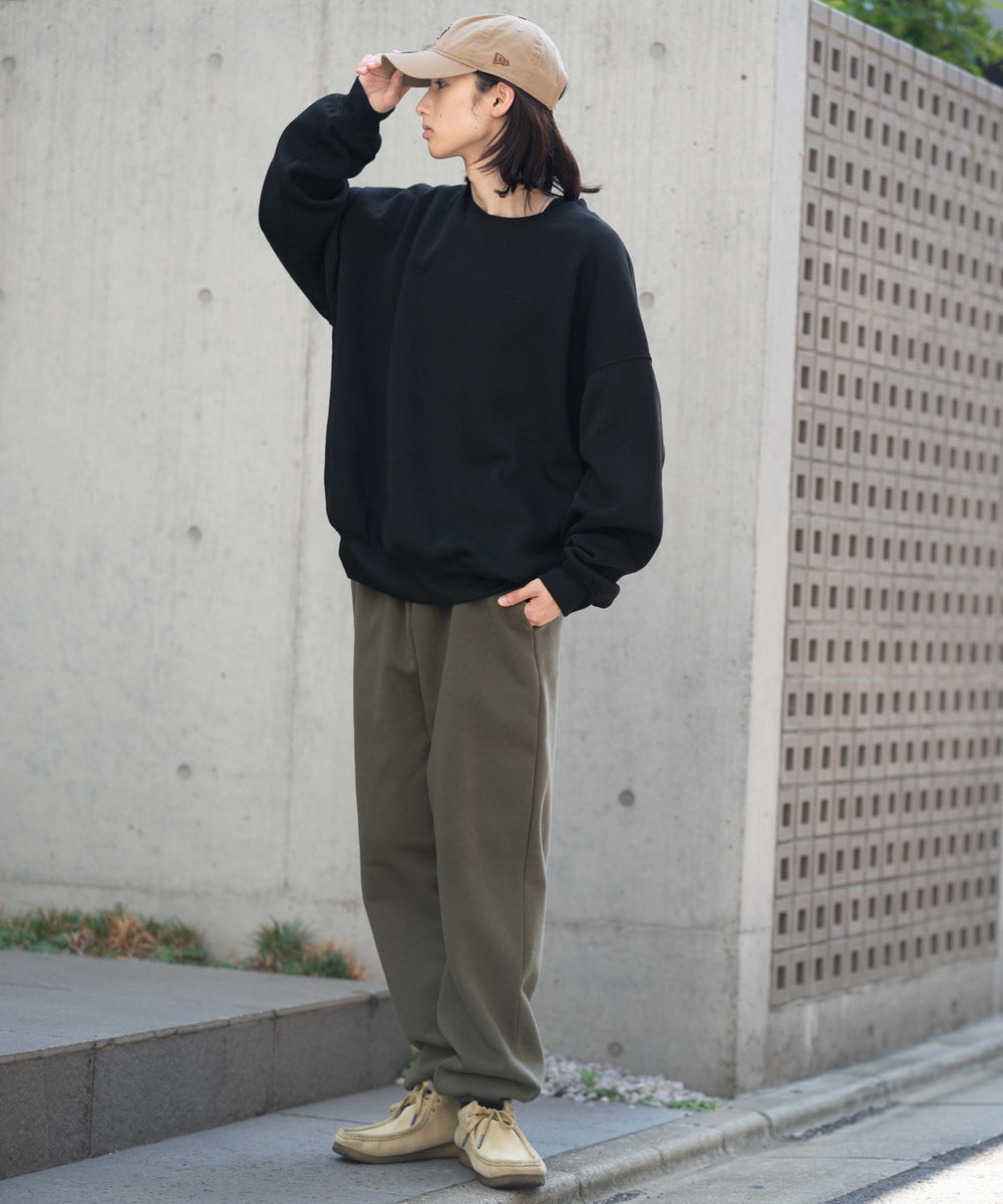 カーキ モデル：175cm L着用