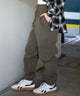 カーキ　モデル：163cm M着用