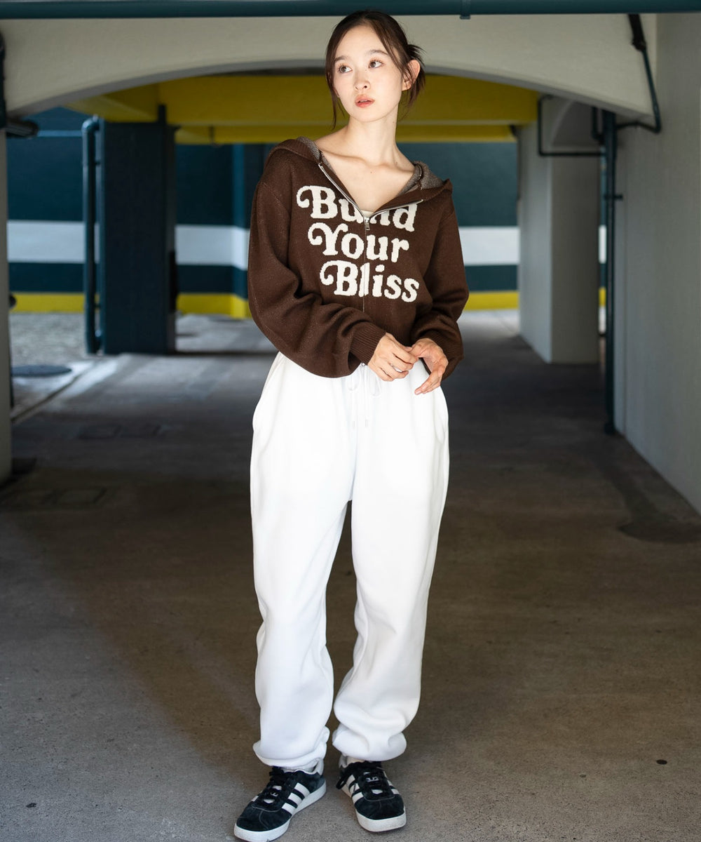 ホワイト　モデル：163cm M着用