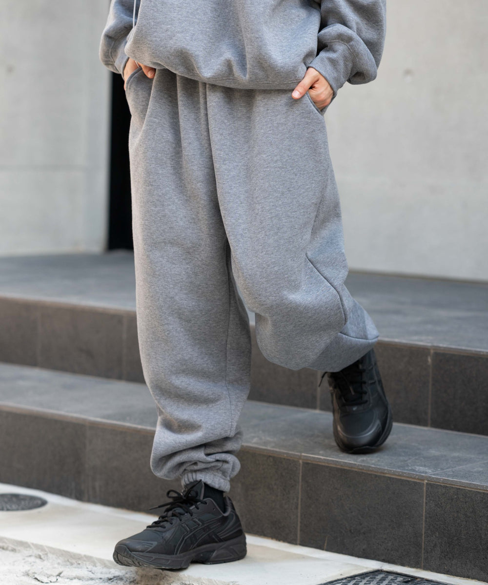 グレーソノタ モデル：175cm L着用