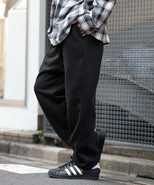 ブラック モデル：175cm L着用