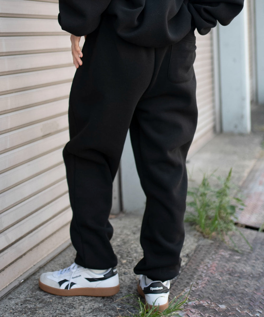 ブラック　モデル：163cm M着用