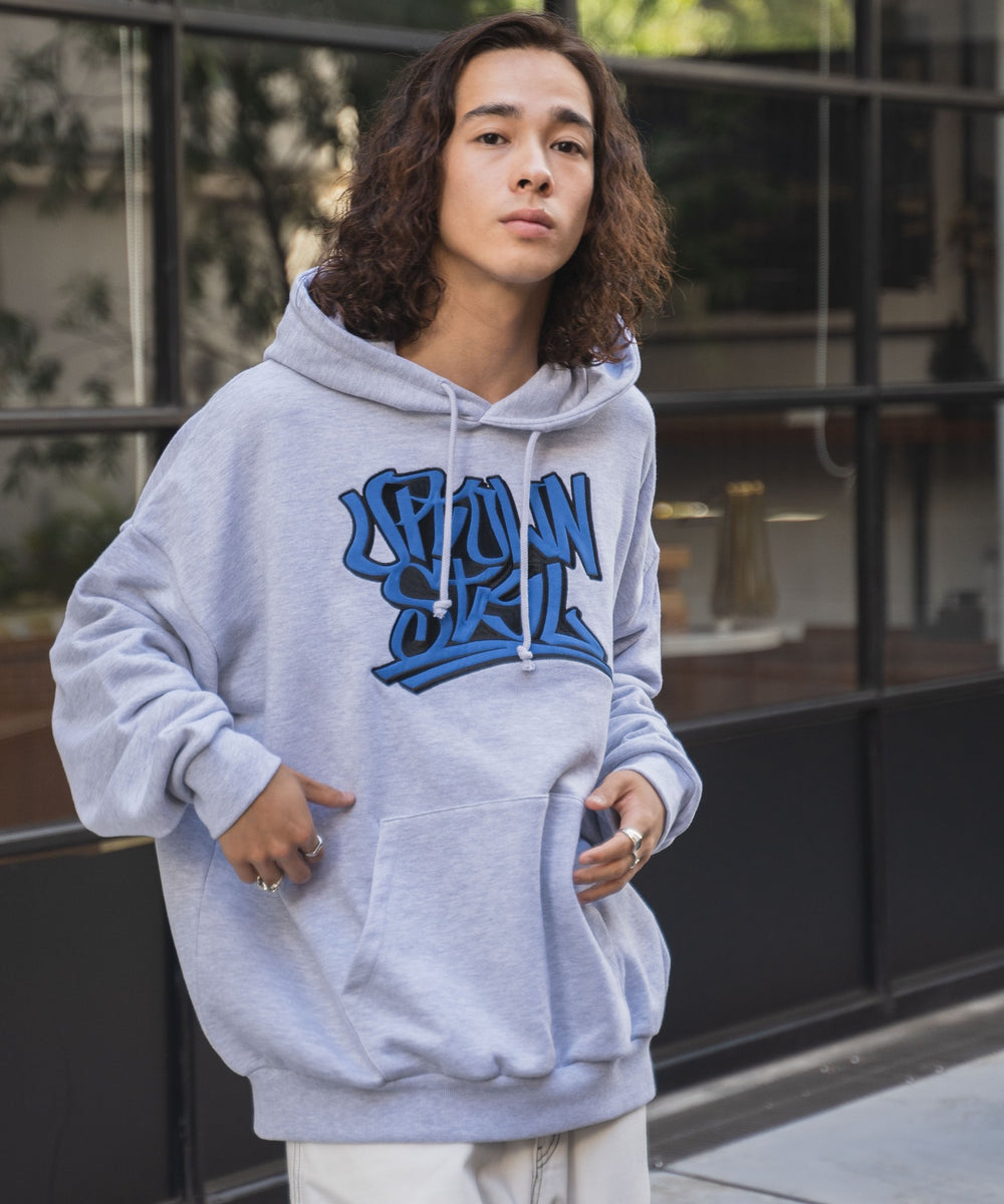 グレー モデル：174㎝ L着用