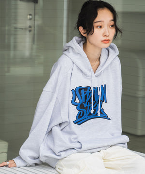 グレー モデル：161cm L着用