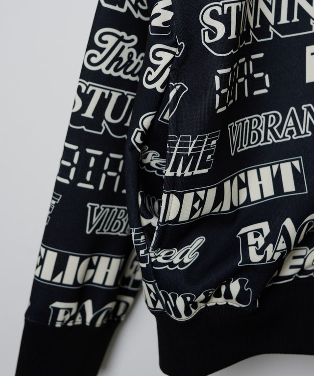 総柄BIGプルパーカー