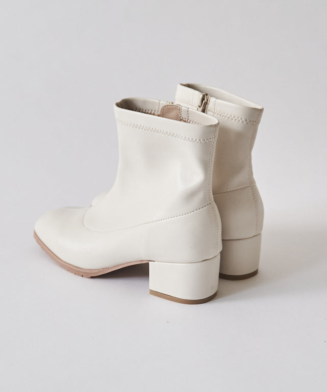 ショートストレッチブーツ