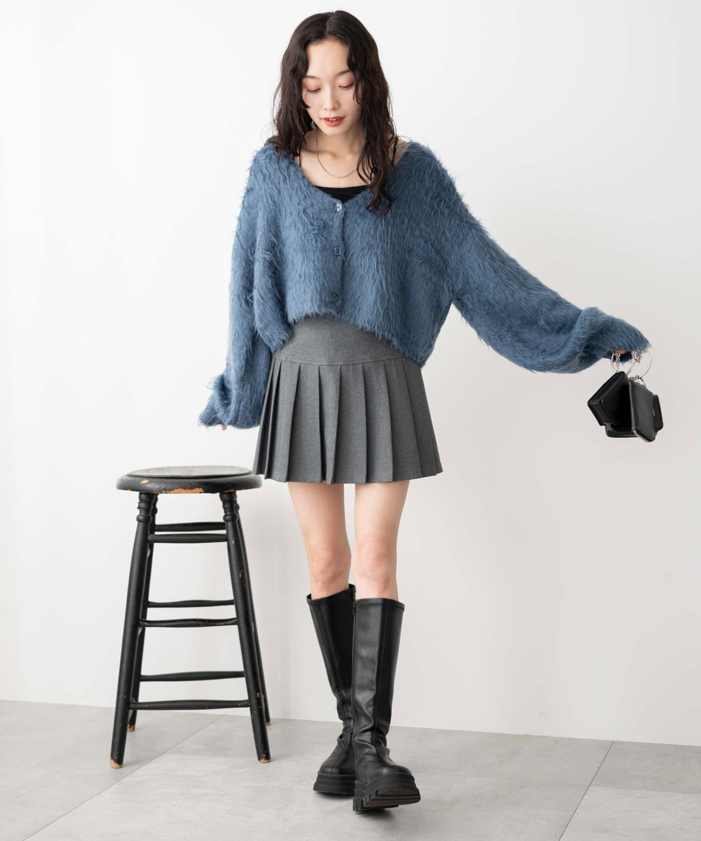 グレー　モデル:161cm M着用