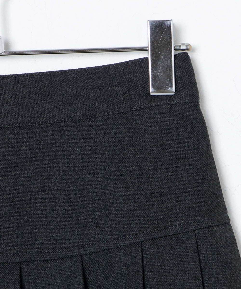 プリーツスカパン