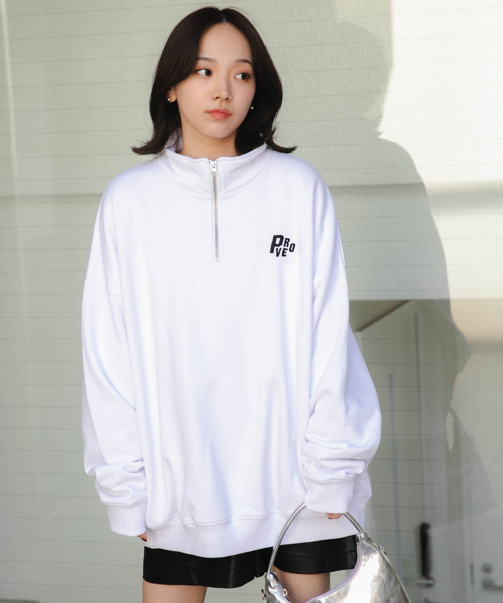 ホワイト モデル：157cm L着用