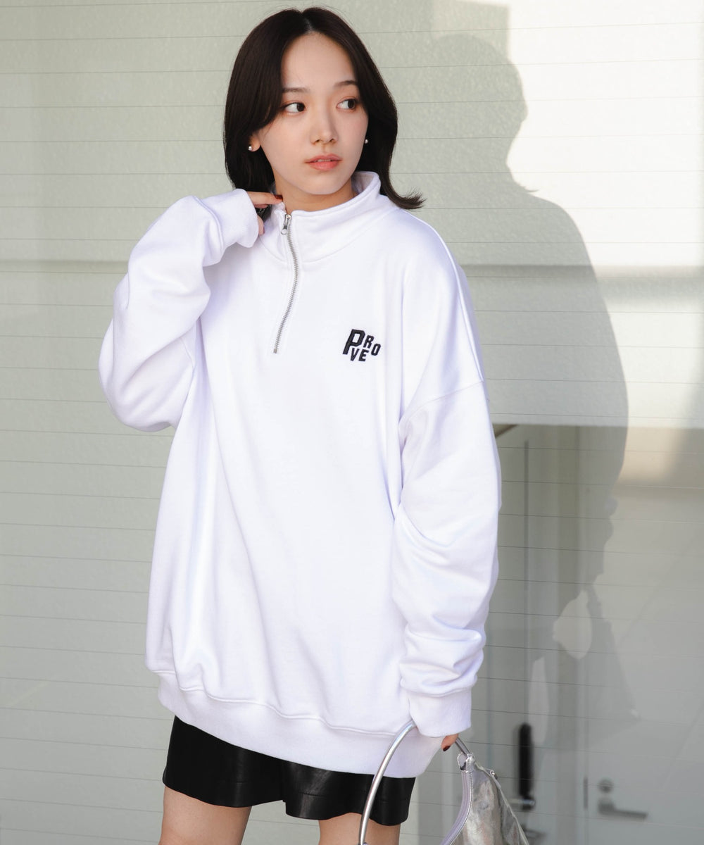 ホワイト モデル：157cm L着用