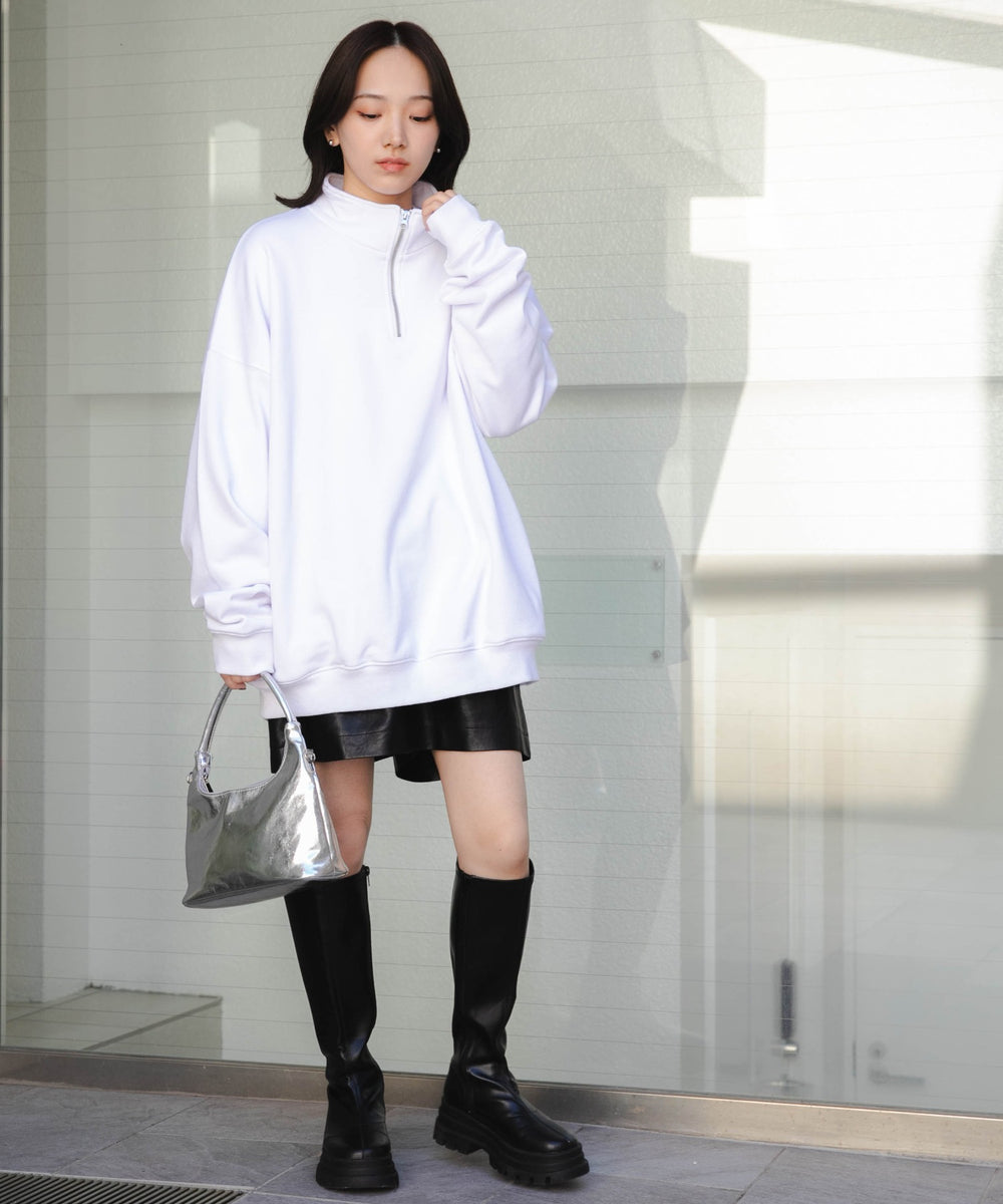 ホワイト モデル：157cm L着用