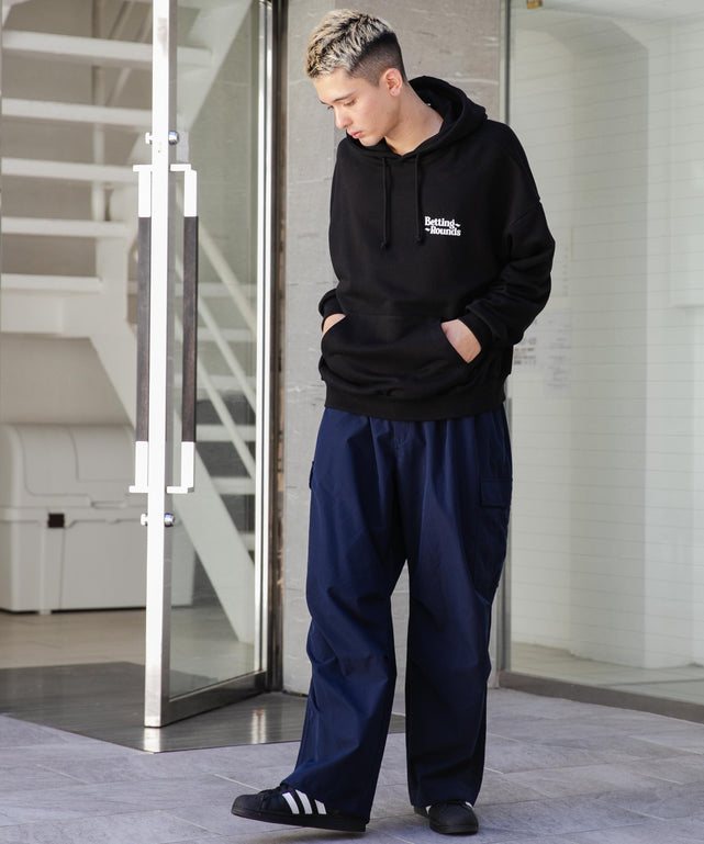 ブラック モデル：178cm L着用