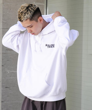 ホワイト モデル：178cm L着用