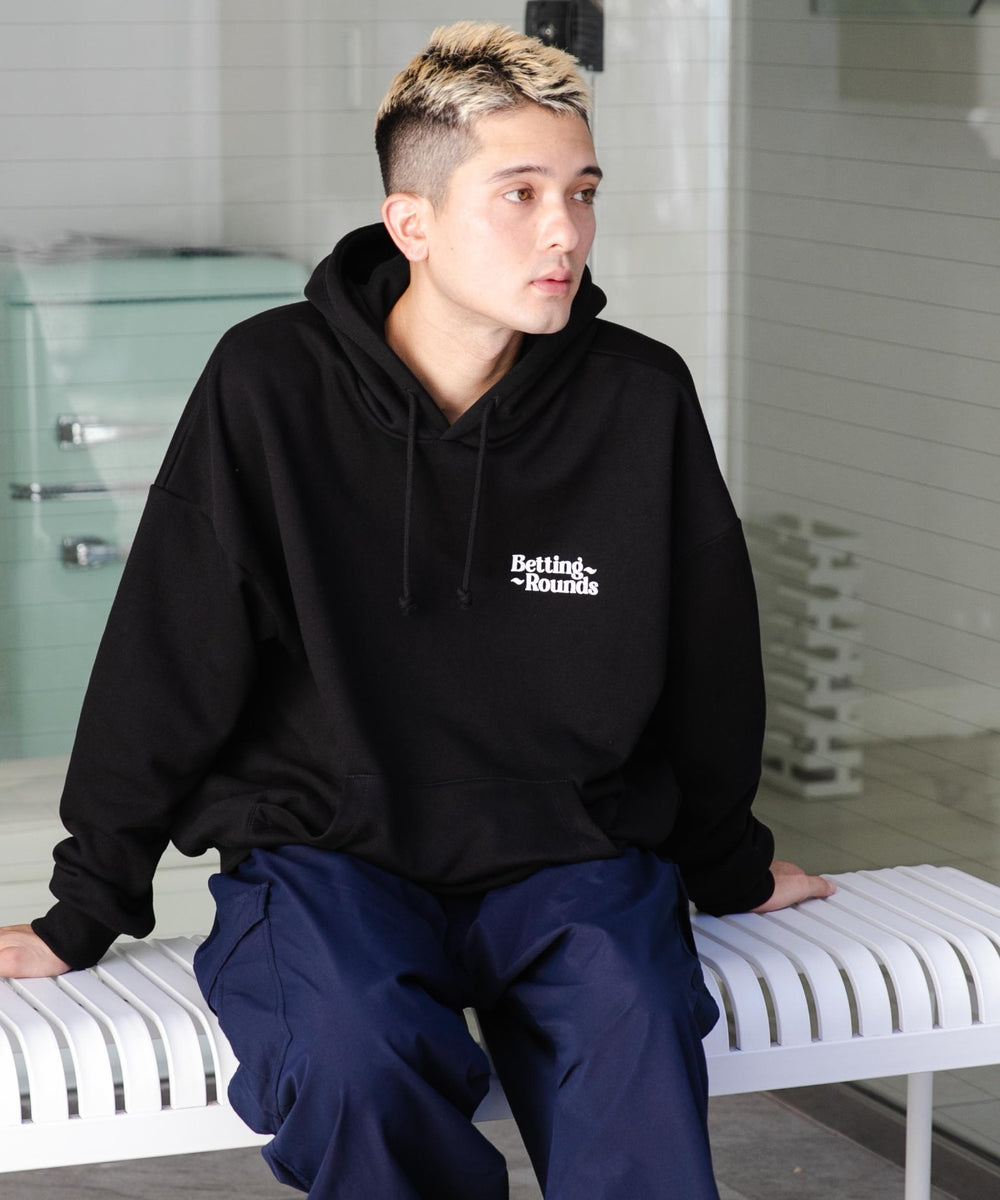 ブラック モデル：178cm L着用