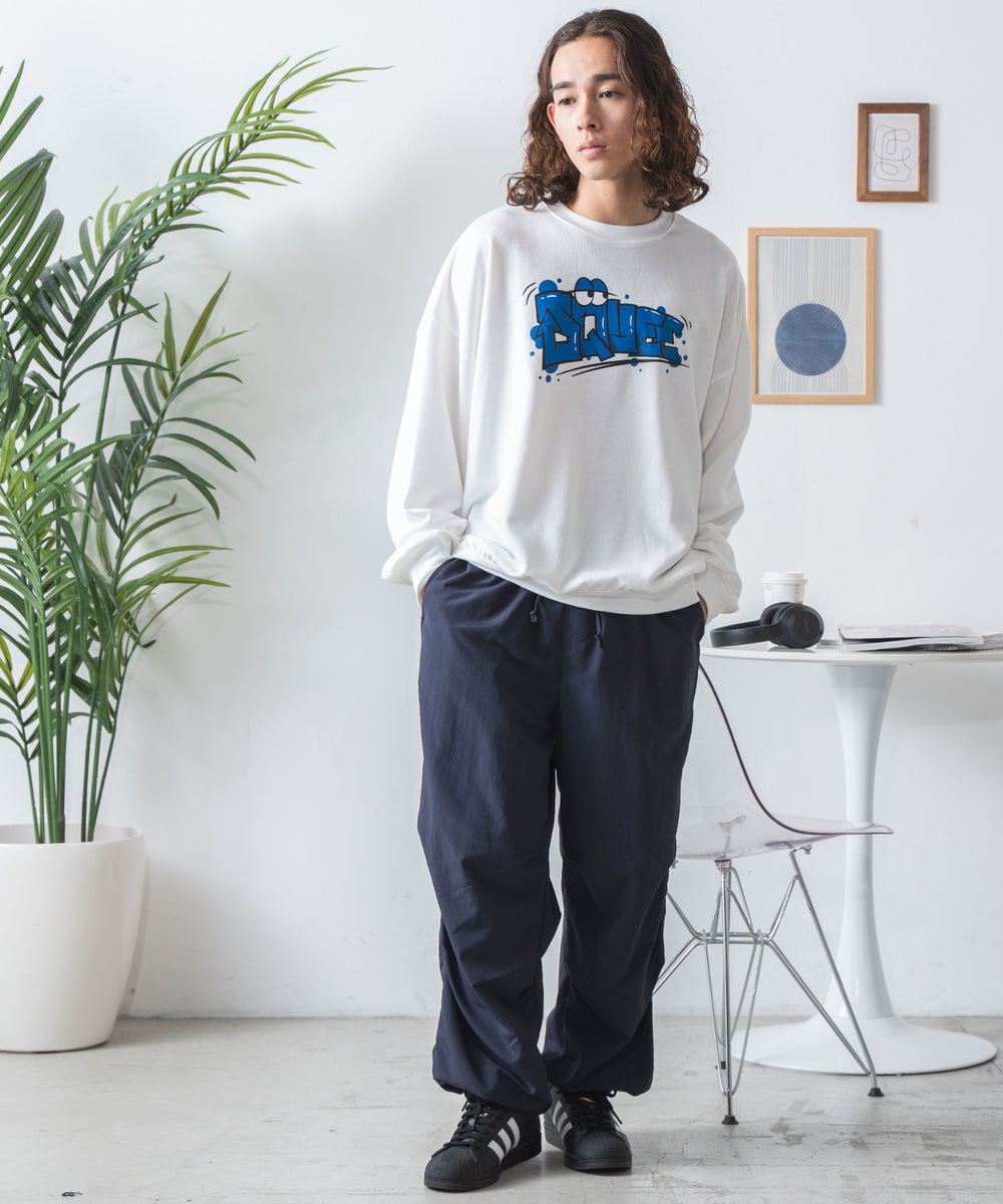 柄９ モデル：174cm L着用