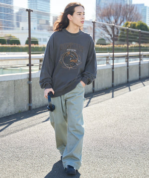 柄5 モデル：174㎝ L着用