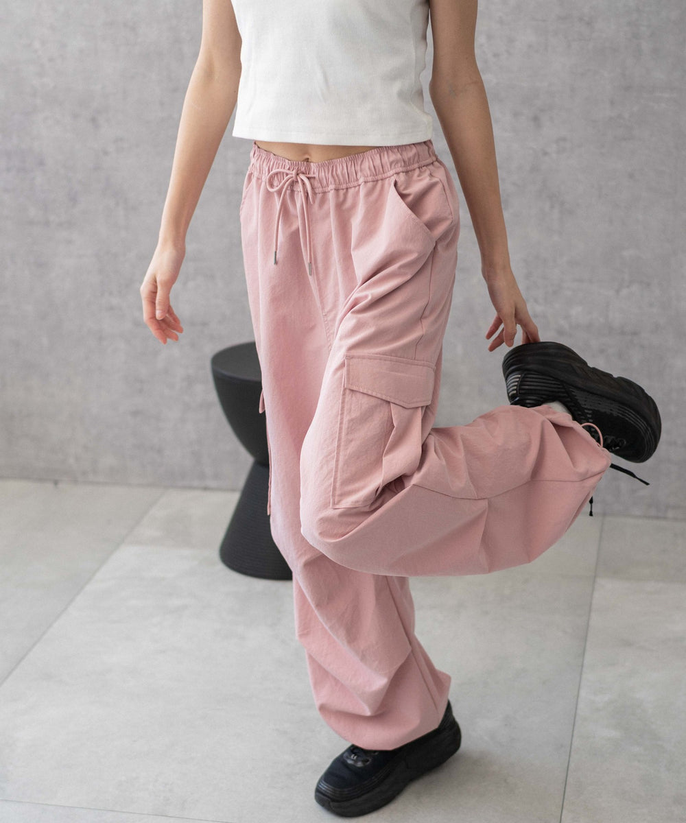 Lピンク　モデル:161cm M着用