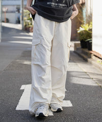 イージーパラシュートカーゴパンツ