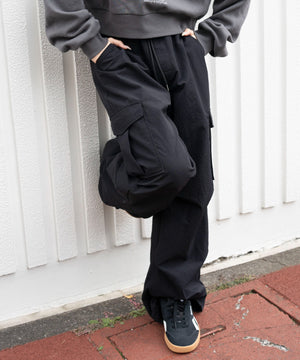 ブラック　モデル：159cm M着用