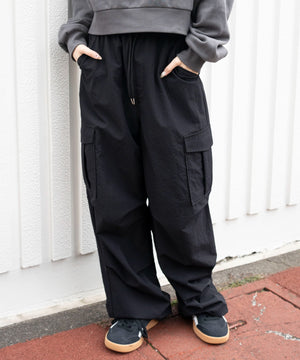 ブラック　モデル：159cm M着用