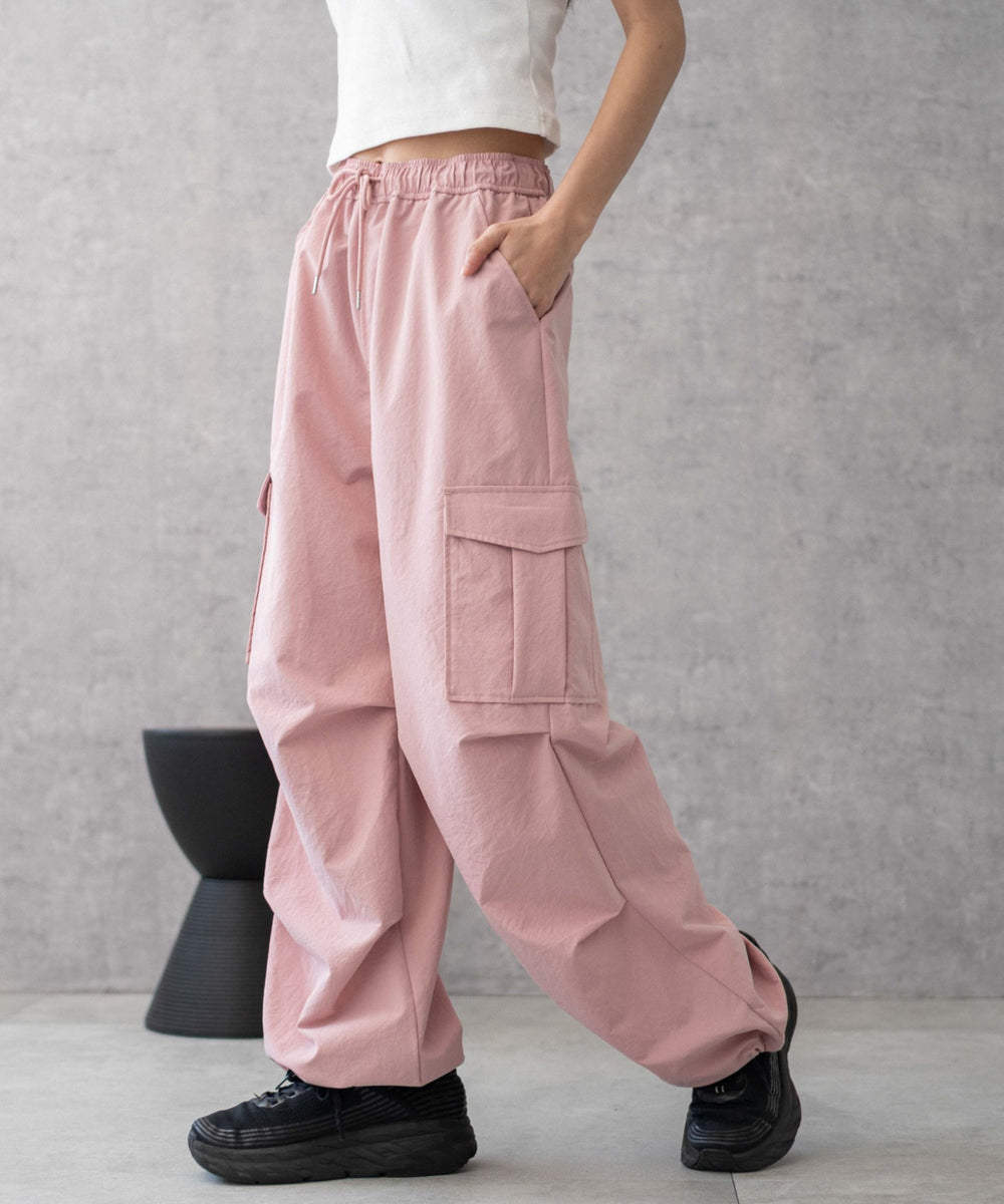 Lピンク　モデル:161cm M着用