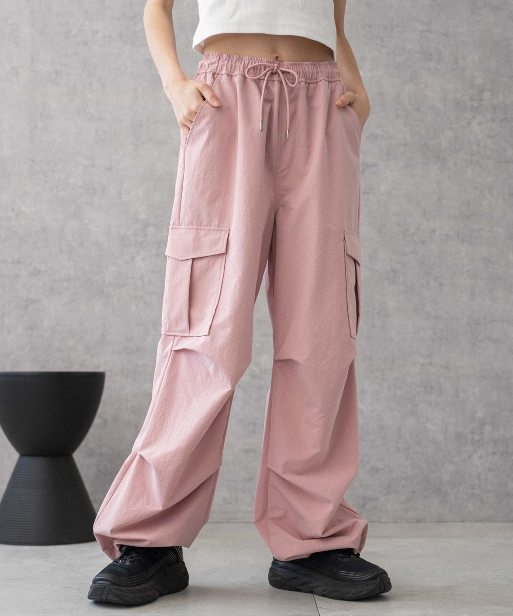 Lピンク　モデル:161cm M着用