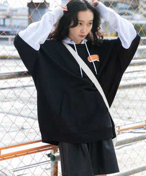 ブラック モデル：161cm L着用