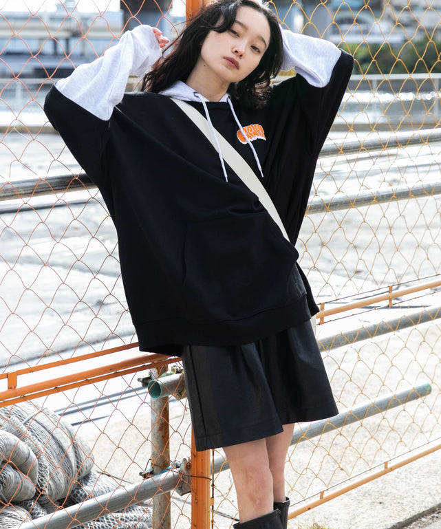 ブラック モデル：161cm L着用