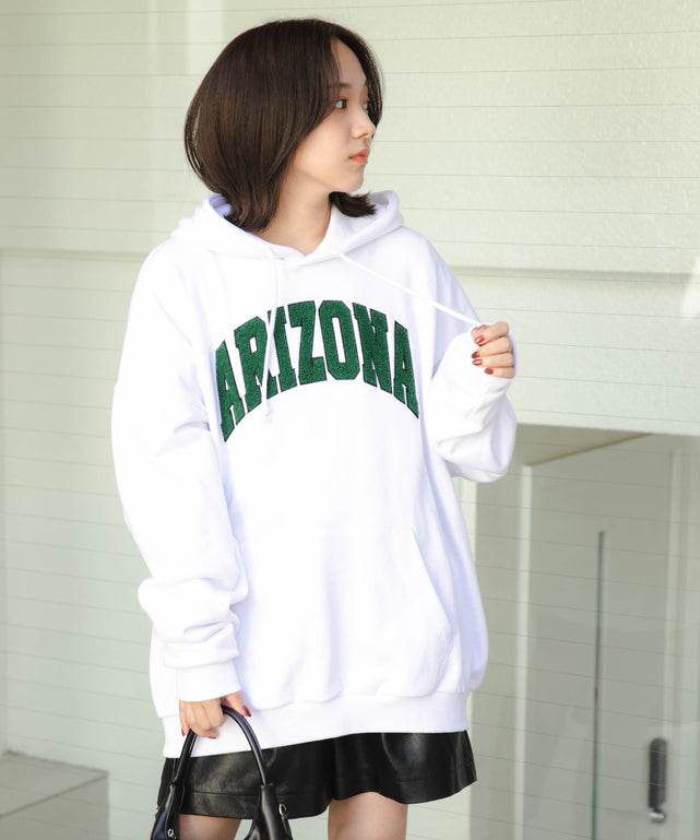 ホワイト モデル：157cm L着用