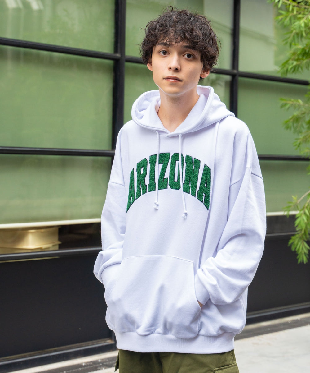 ホワイト モデル：175cm L着用