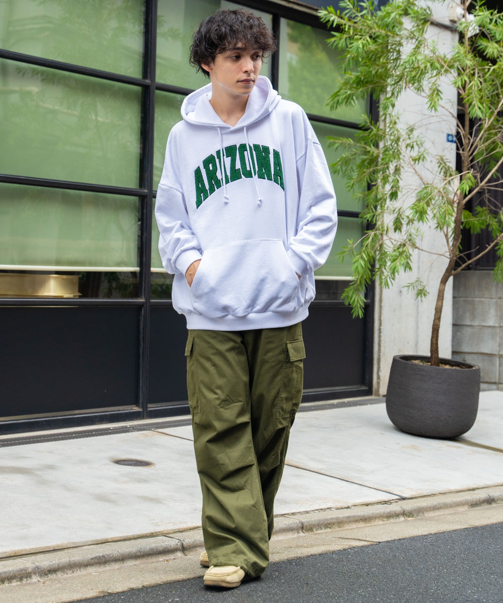 ホワイト モデル：175cm L着用