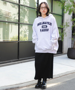 グレー モデル：157cm L着用