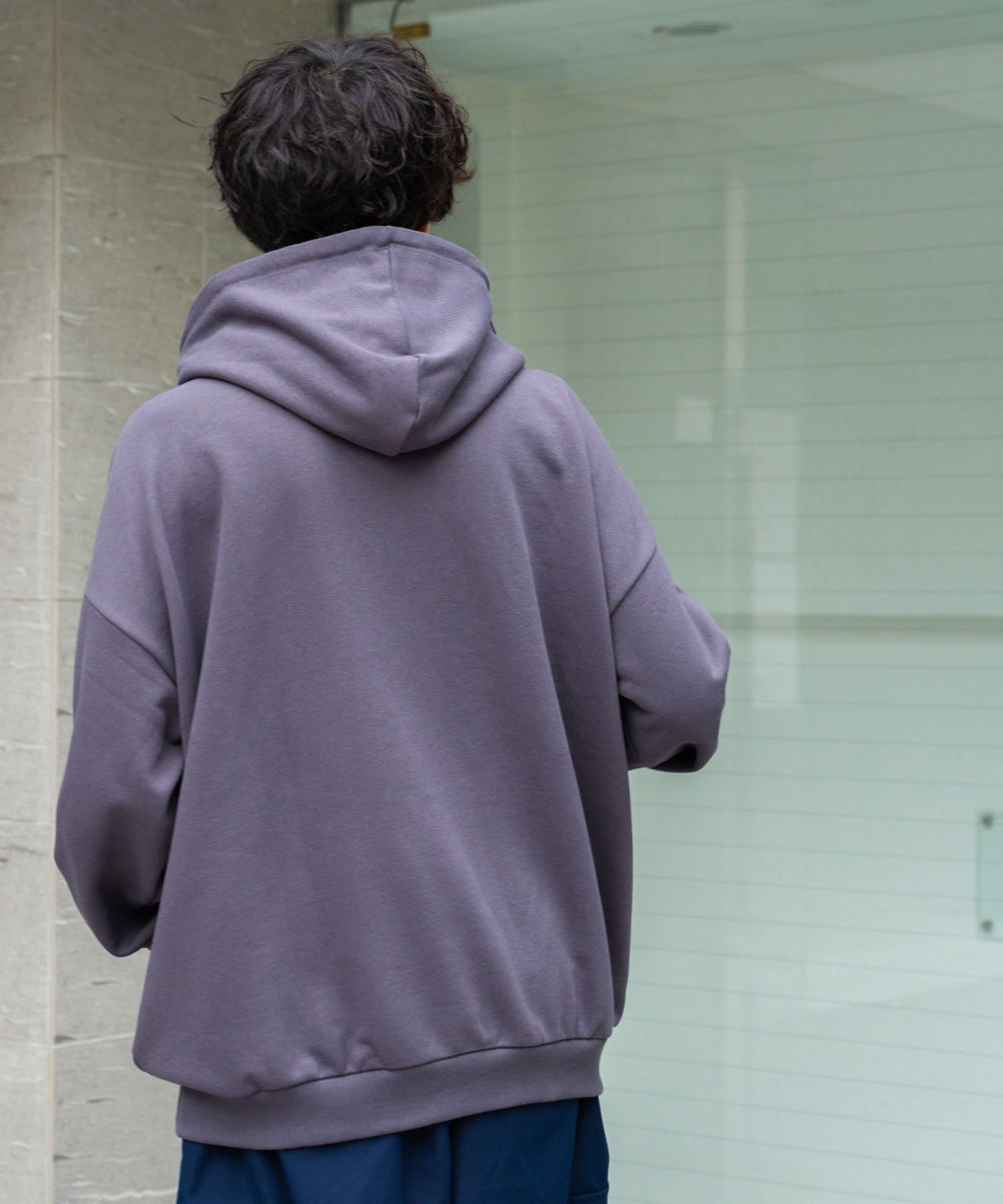 ブラックスミクロ モデル：175cm L着用