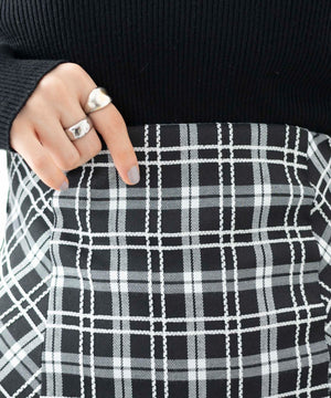 ブラック系チェック　モデル:163cm F着用