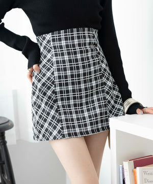 ブラック系チェック　モデル:163cm F着用