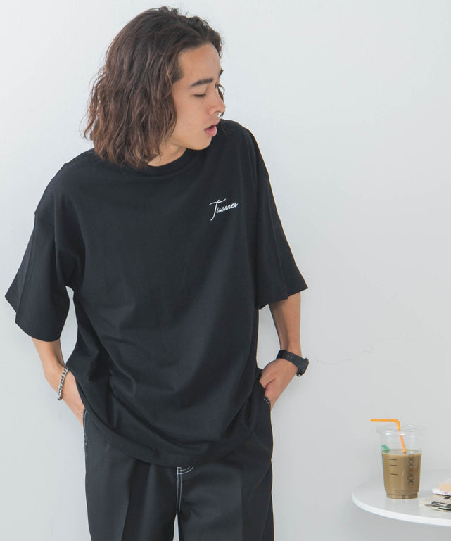 柄52 モデル：174cm L着用