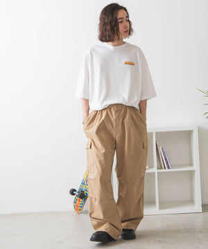 柄22 モデル：174㎝ L着用