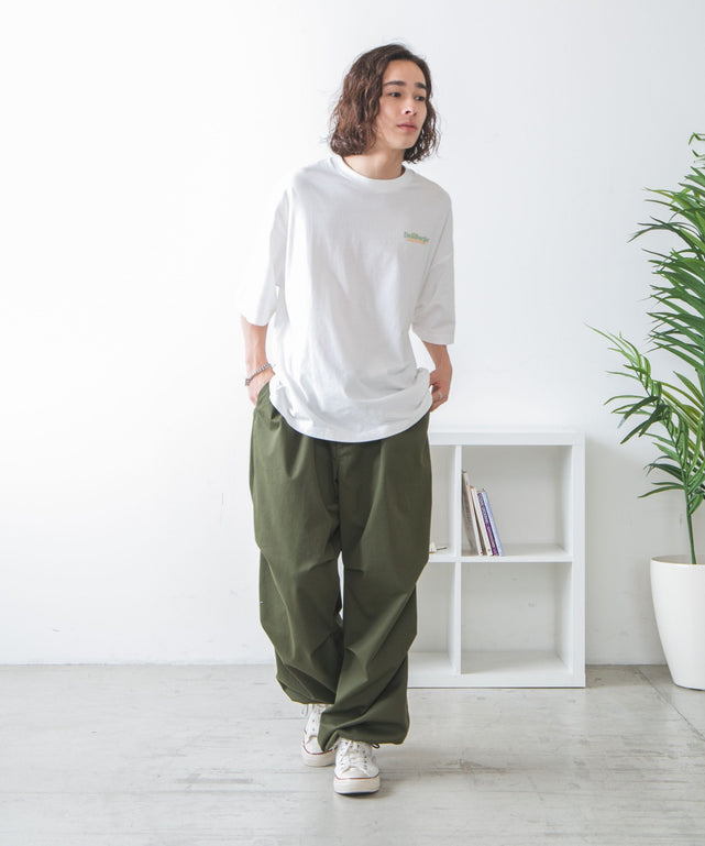 柄19 モデル：174㎝ L着用