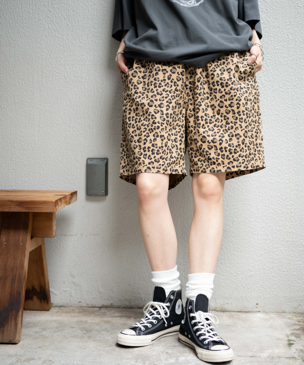 柄2 モデル：165cm L着用