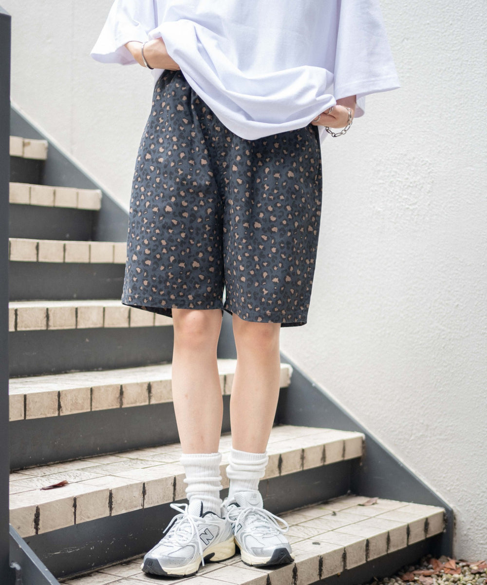 柄6 モデル：165cm L着用