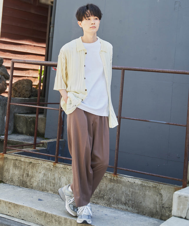 オフホワイト モデル：177cm L着用