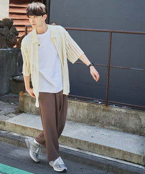 オフホワイト モデル：177cm L着用