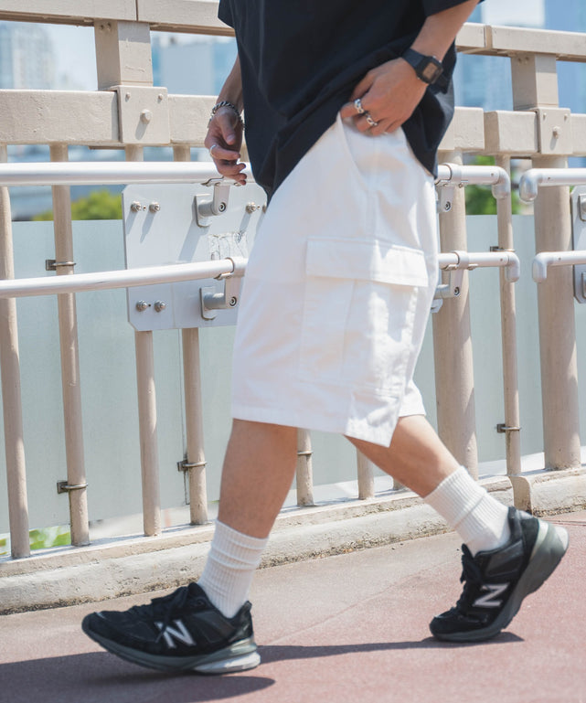 ホワイト モデル：174cm L着用